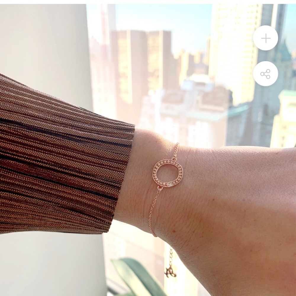 Adore Signature Organic Circle Beaded Bracelet